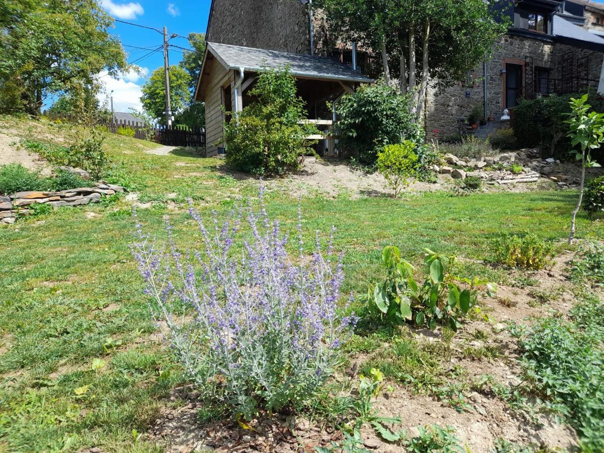 ホテル La Bourgseigneurie Bourseigne-Vieille エクステリア 写真